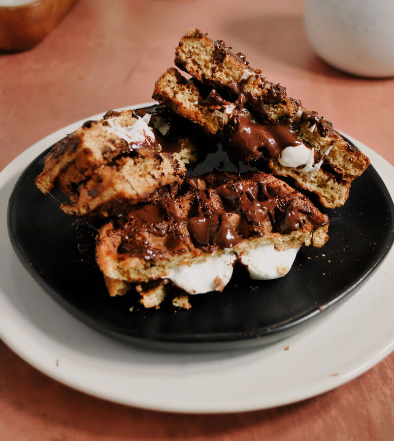 https://bakingthissimple.com/wp-content/uploads/2021/03/Smores-Waffles-Thumbnail.jpg